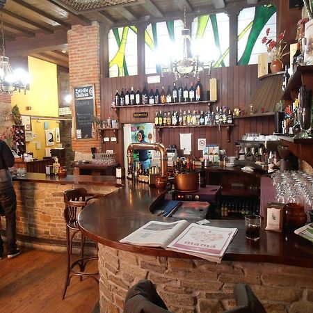 Hostal Virgen De La Encina Ponferrada Luaran gambar