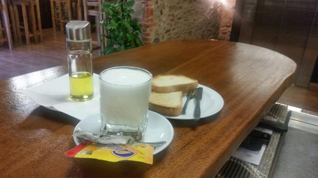 Hostal Virgen De La Encina Ponferrada Luaran gambar